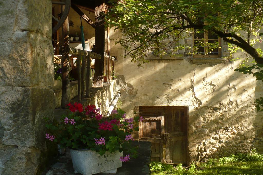 Hotel Les Delices De Lavoute Exterior foto